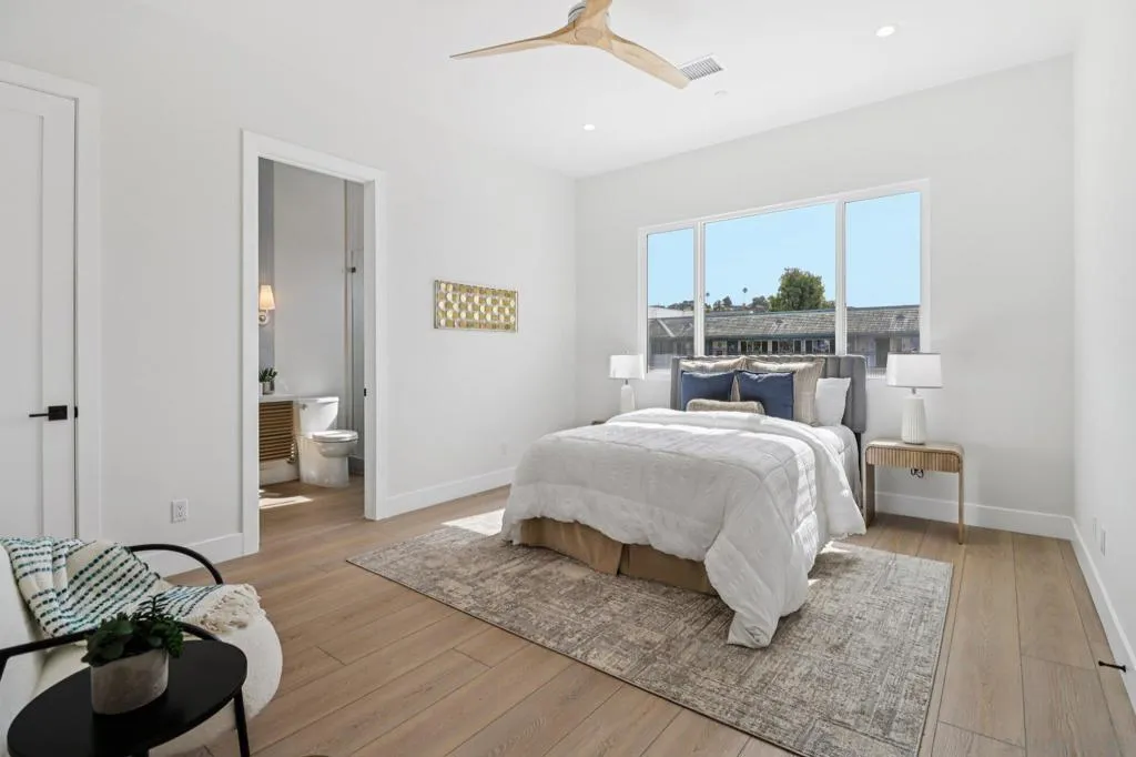 1850 Illion St, San Diego, California 92110 home-pic-26